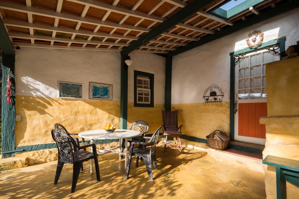 Pousada Chales Da Casa Centenaria Санту-Антониу-ду-Пиньял Экстерьер фото